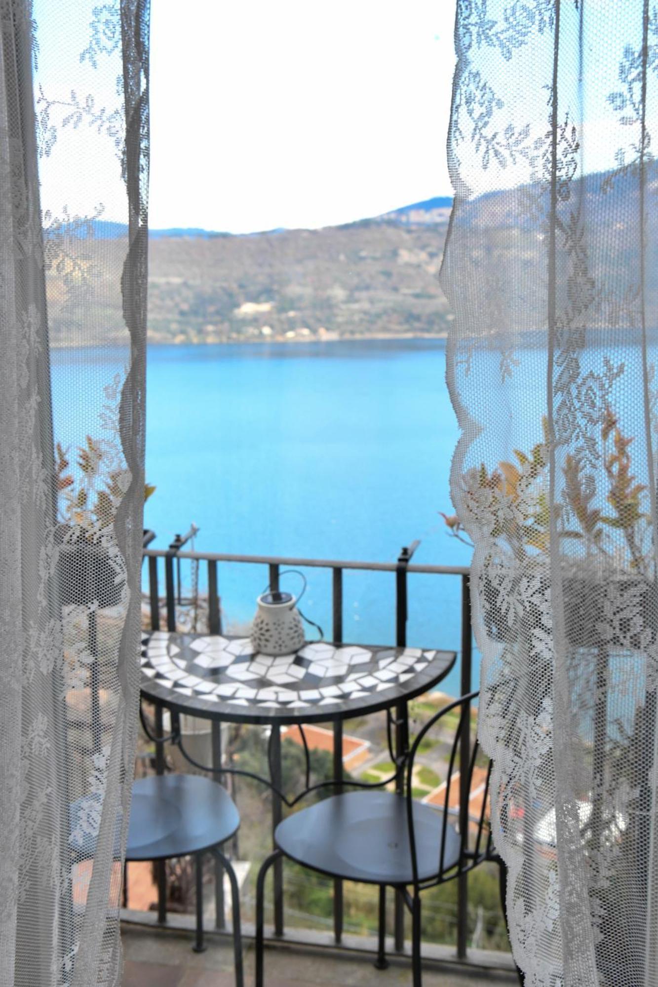 B&B Carpe Diem Vista Lago Castel Gandolfo Exterior photo