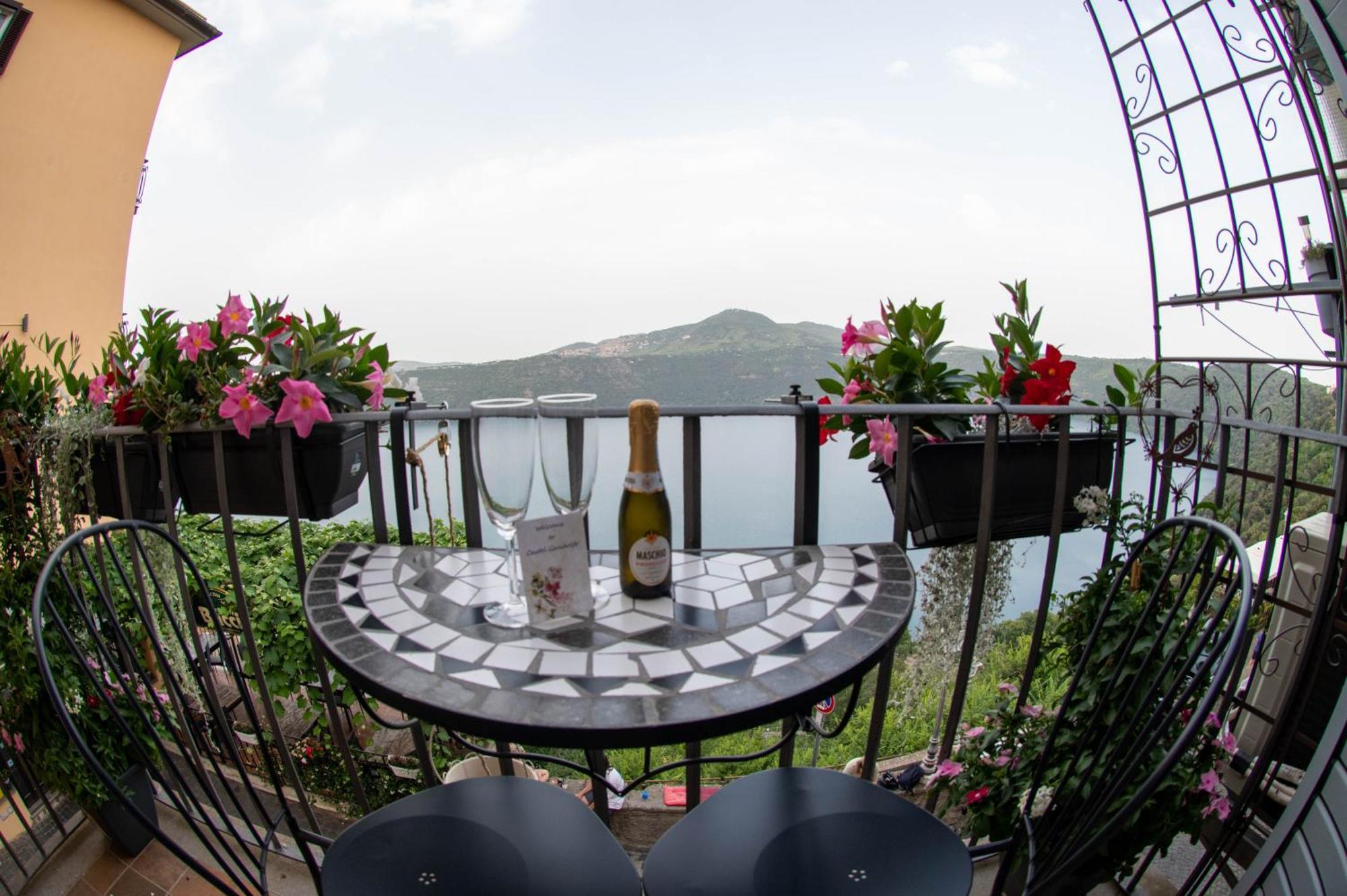 B&B Carpe Diem Vista Lago Castel Gandolfo Exterior photo